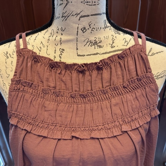 Maurice’s Small Dusty Rose Ruffle Key Hole Tie back Tank NWT - Picture 2 of 9